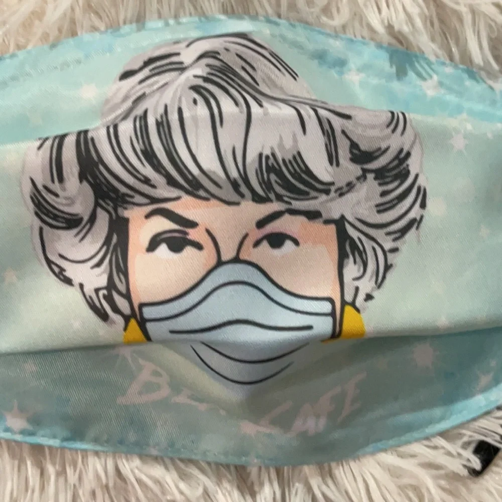 New set/2 Golden Girls face masks